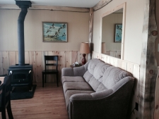 scuttlebutt-lodge-livingroom